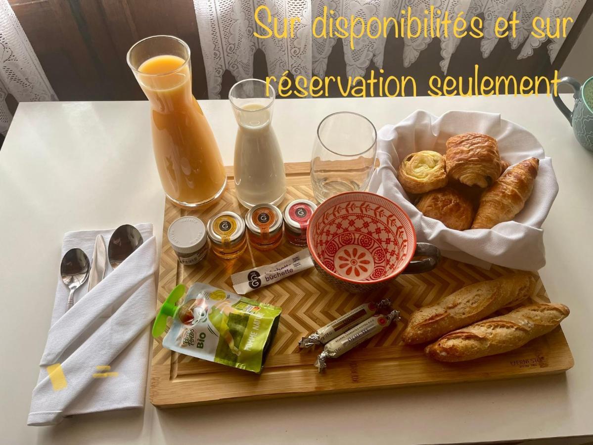 Le Gite Du Brouage Chauny Exterior foto